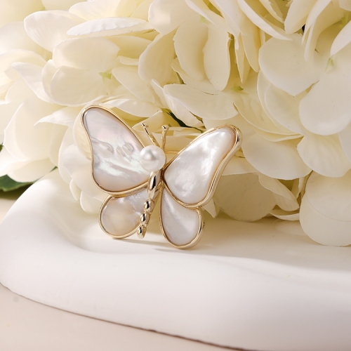 Fashion Jewelry Women Brooches Pins Trendy Alloy Pearl Butterfly Brooch