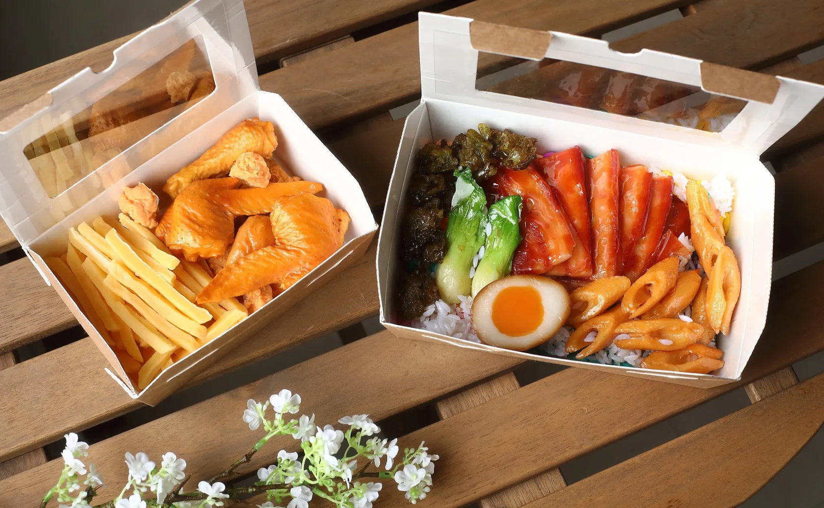 Corrugated lunch box with window 6