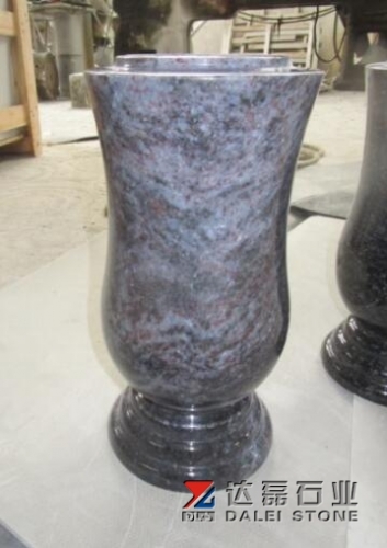 Bahama Blue Tombstone Vase Dalei