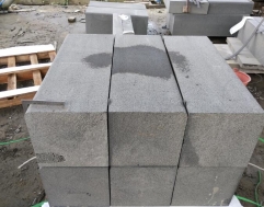 Hainan Black Basalt Kerb Stone Grinding With Cat Paw