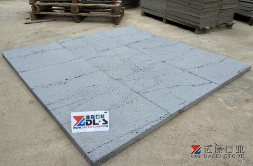 Blue Basalt Tiles Saw Cutting Finish Way