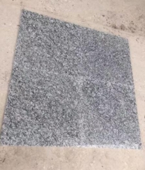 China Spray White Granite Tiles Polished