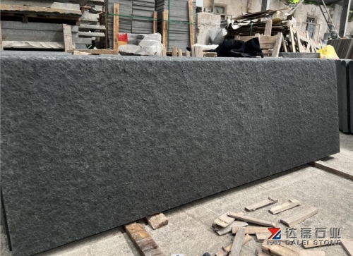 Vietnam Black Flamed Steps Bullnose Edge