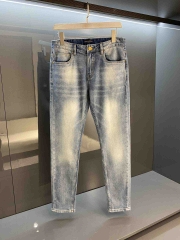 1V  jeans