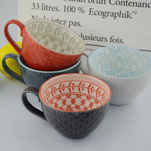 hot sell 420ml polychrome glazed embossed ceramic mug