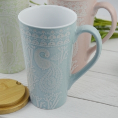 520ml  mug with embossed peacock shape ceramic mug