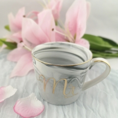 Custom-made 360ml marble effect Porcelain cup with gold design