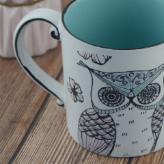 700ml hand painted ceramic  mug with owl design