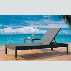 Outdoor Leisure Swinging Pool Recline Chair Rattan Sun Lounger