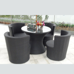garden use rattan table and chair