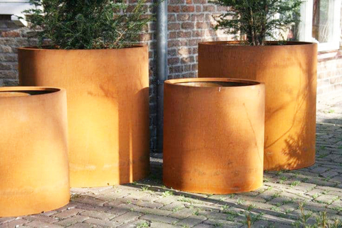 Corten steel garden pot