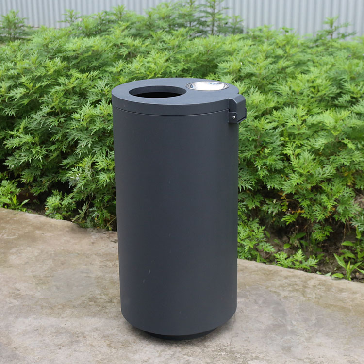 Outdoor two barrel trash bin