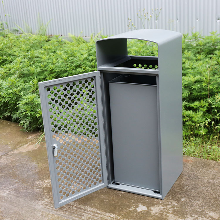 Outdoor 60 gallon garbage can