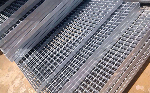 Dense steel grating