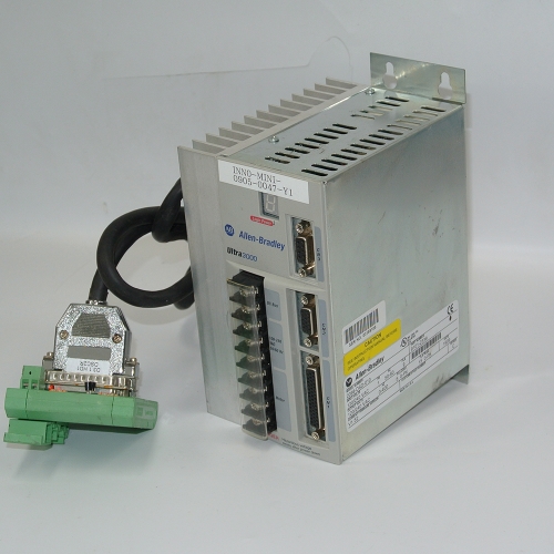 Allen-Bradley 2098-DSD-010 Servo Drive