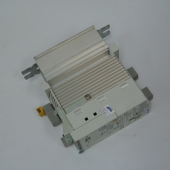 Lenze E82EV371-2C Servo Drive