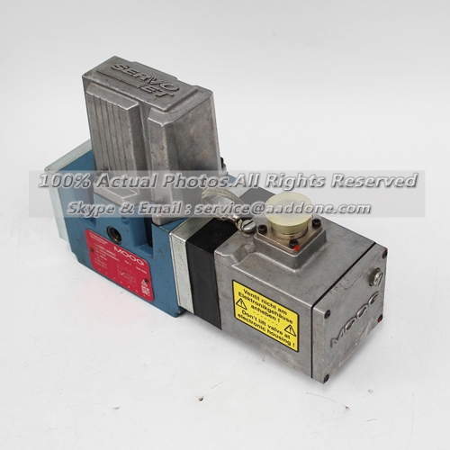 MOOG D661-4580D Servo Valve