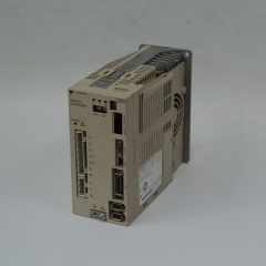 Yaskawa CACR-SR15BE12G-E Servo Drive