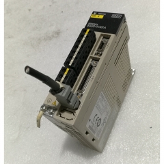 YASKAWA SERVOPACK SGDS-01A01A servo drive