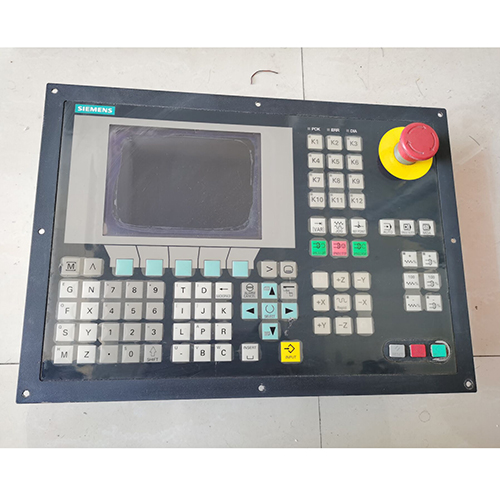 Siemens 6FC5500-0AA11-1AA0 Sunumerik 802C Base Line Operator Panel