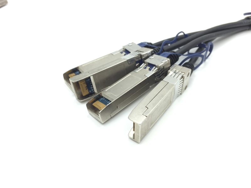 QSFP to 4 SFP