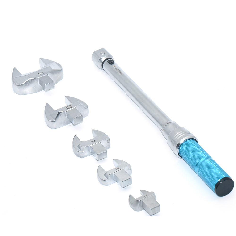 Adjustable torque wrench for all popular connector interface