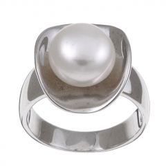 Customized Design Sterling Silver Button Freshwater Pearl Ring for Women
