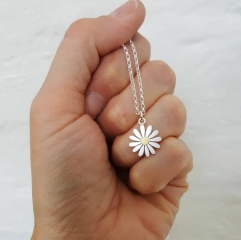 Aster Flower Pendant Necklace in 925 Sterling Silver and 18K Yellow Gold