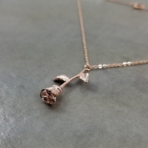 Latest Design Sterling Silver Rose Stem Flower Necklace for Girlfriend