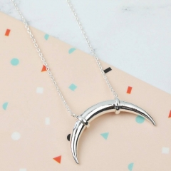 Sterling Silver Plain Long Curved Horm Necklace