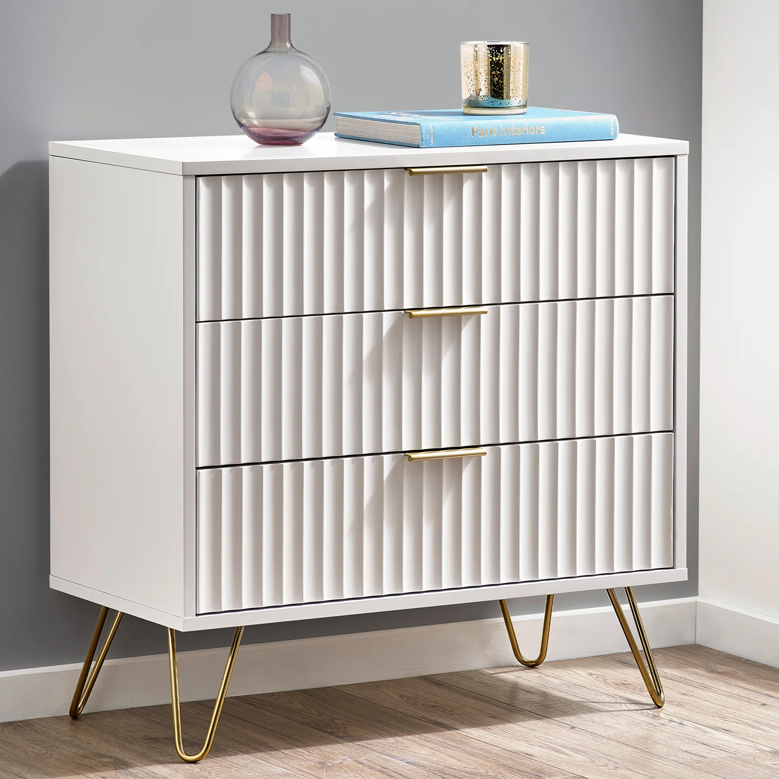 Contemporary Style Smooth Finish Bedroom Furniture 3 Drawer Chest