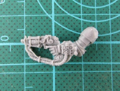 BITS:Legion Praetor Terminator A Left-handed weapon