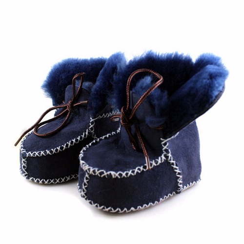 Sheepskin baby boots