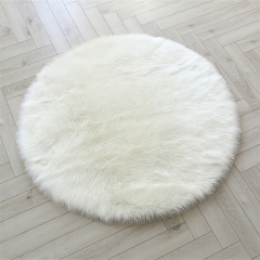 Faux fur rug-round