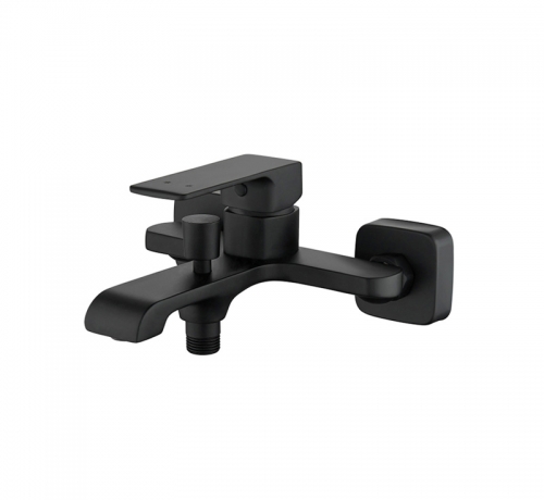 Single Lever Tub Faucet in Black Matte