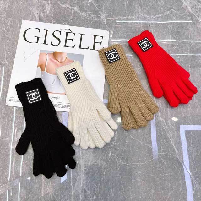 Fashion Design Knit Gloves