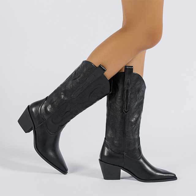 Leather Chunky Middle Boots