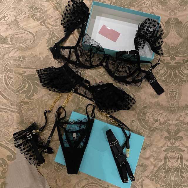 Chain Embroidery Lace Bra Set