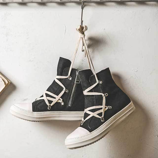 Chic Lace-Up Zipper Canvas Sneakers