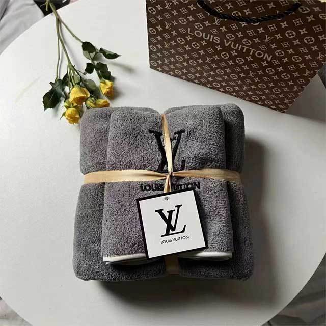 Fashion Design Coral Fleece Bath Towel Set