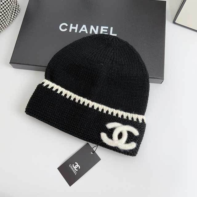 Fashion Design Wool Knitted Hat