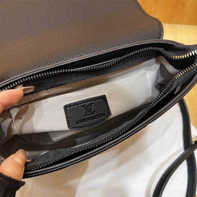 Leather Embossing Fashion Messenger Bag