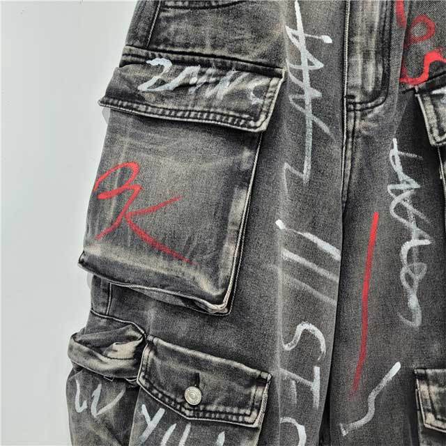 Multi Pockets Graffiti Cargo Jeans