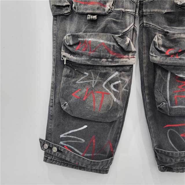 Multi Pockets Graffiti Cargo Jeans