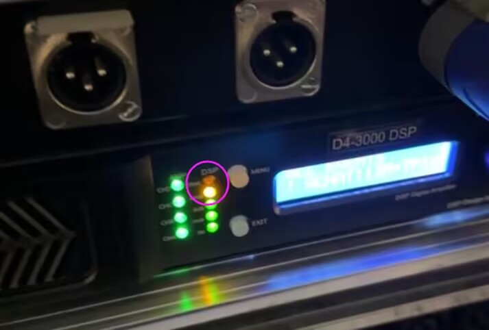 ¡El amplificador digital DSP D4-3000 funciona en la celebración de bodas!