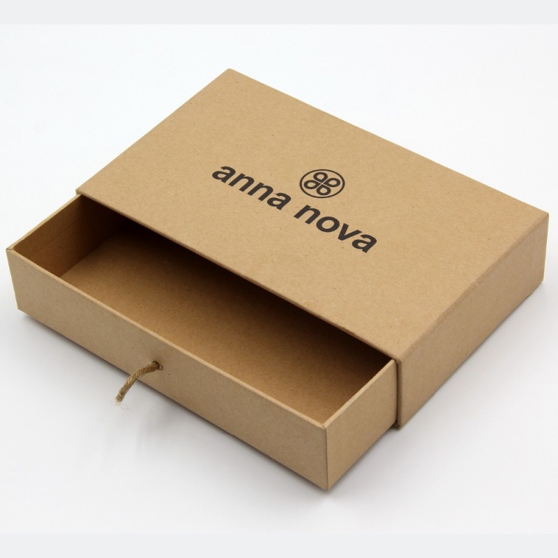 Custom Logo Kraft Paper Gift Box