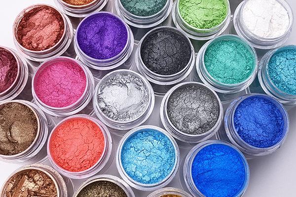 What are Mica powder and Pearl pigment ?