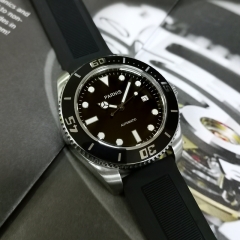 Black Bezel,Rubber Strap