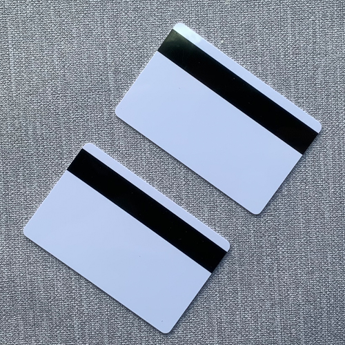 MIFARE® Classic 1k (MF1ICS50) White PVC Card with Hi-Co 2750Oe