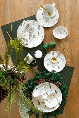 Christmas Time Tableware Collection